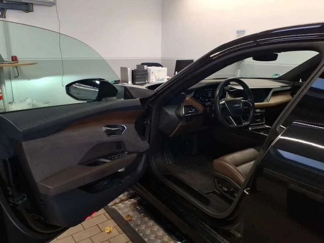 Audi e-tron GT +DYNAMIK+360°+OPTIK+HUD+MATRIX