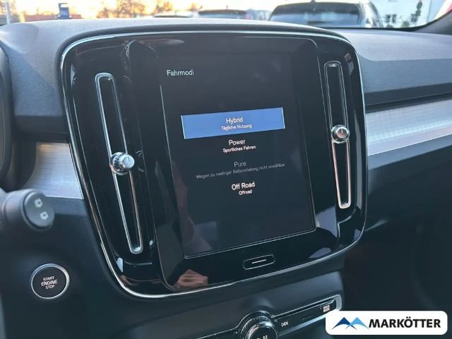 Volvo XC40 Core Recharge T5