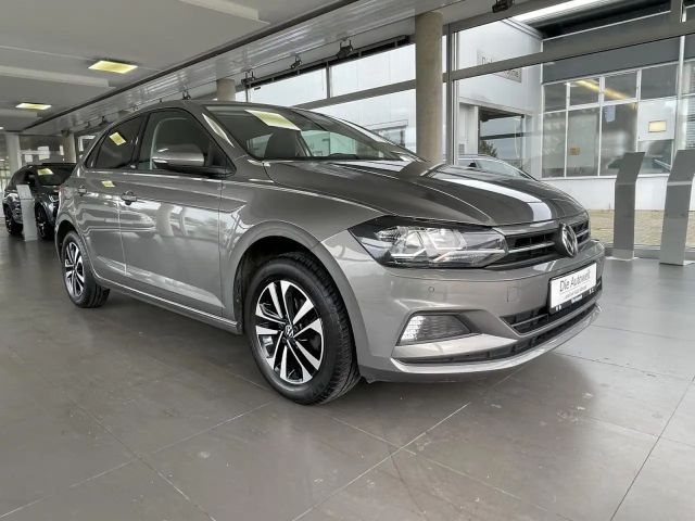 Volkswagen Polo 1,0 United NAVI PDC KLIMA SHZ FREISP. BT LM