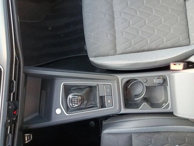 Volkswagen Golf 1.5 TSI Golf VIII