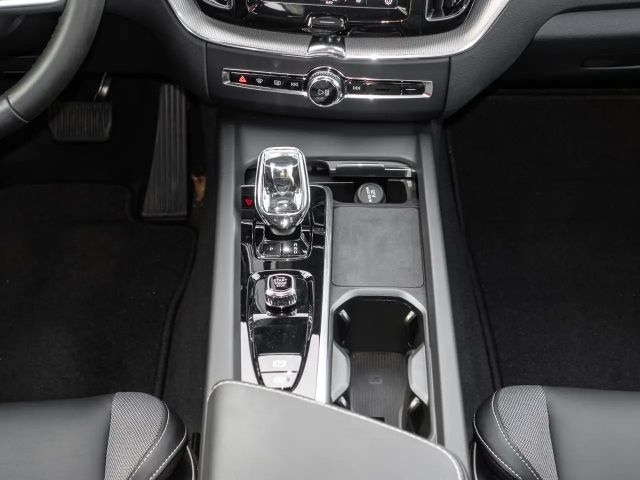 Volvo XC60 Dark Plus