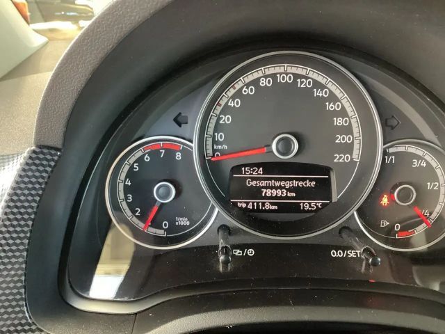 Volkswagen up! Move Move up!