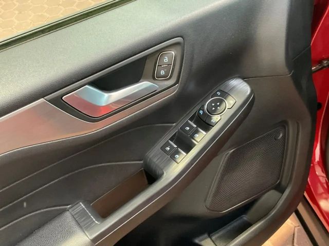 Ford Kuga Plug in Hybrid Titanium