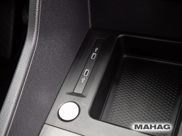 Volkswagen Caddy 1.5 TSI DSG Life