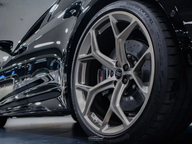 Audi RS6 Performance