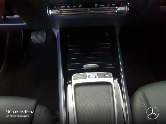 Mercedes-Benz B 200 Progressive Sedan