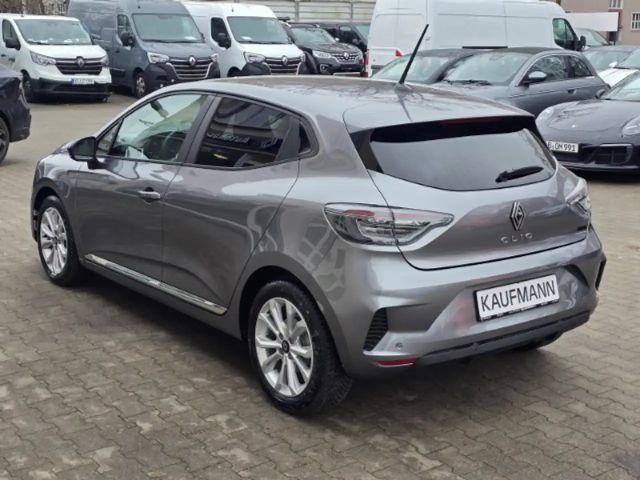 Renault Clio E-Tech Evolution Hybrid