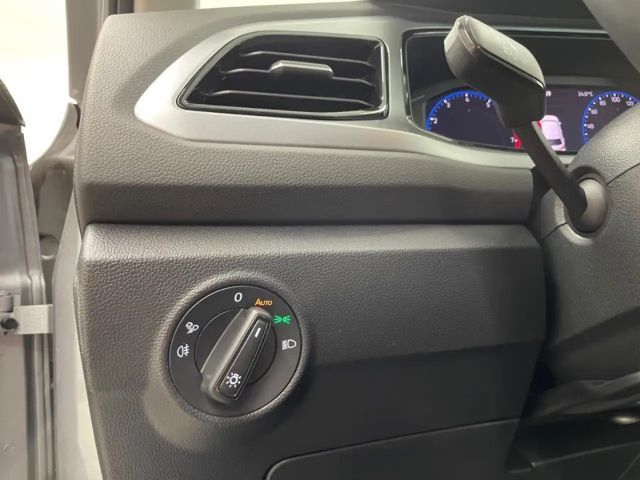 Volkswagen T-Roc Life Plus