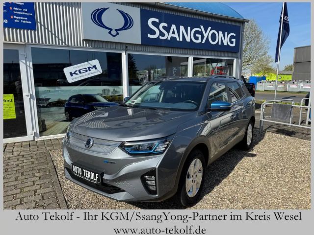SsangYong Korando E-Motion Titanium, AHK & Garantie bis 01.2029.