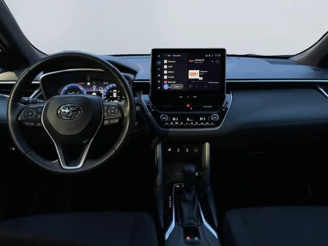 Toyota Corolla Cross Hybride Team D