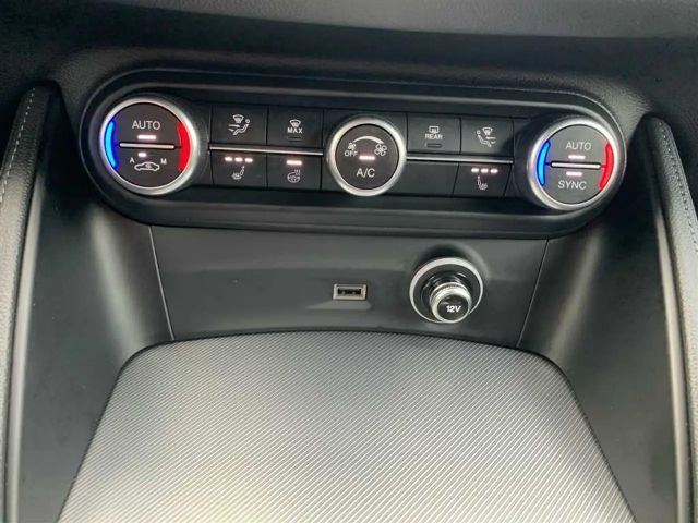 Alfa Romeo Stelvio Q4 Veloce