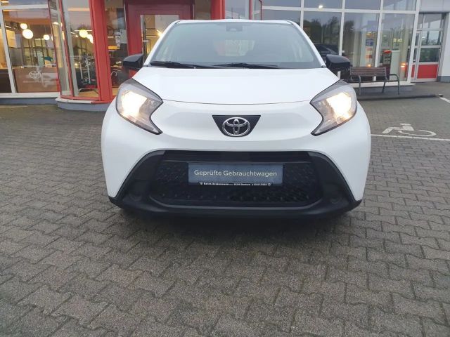 Toyota Aygo X Hatchback Play X-play