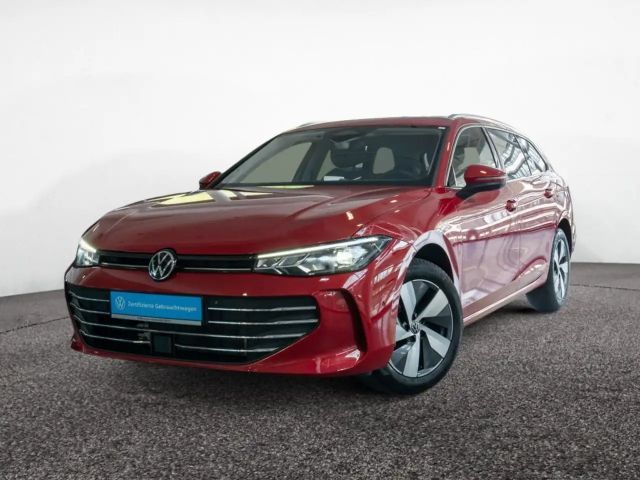 Volkswagen Passat 1.5 eTSI Business Variant