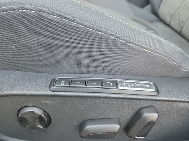 Volkswagen Golf 1.5 eTSI DSG Golf VIII