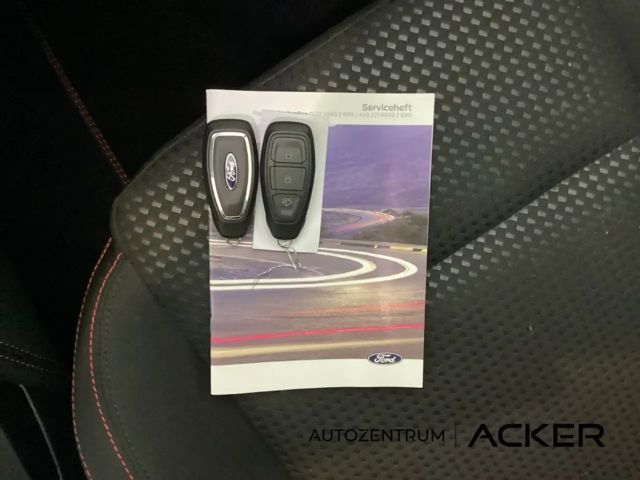 Ford Focus EcoBoost ST Line