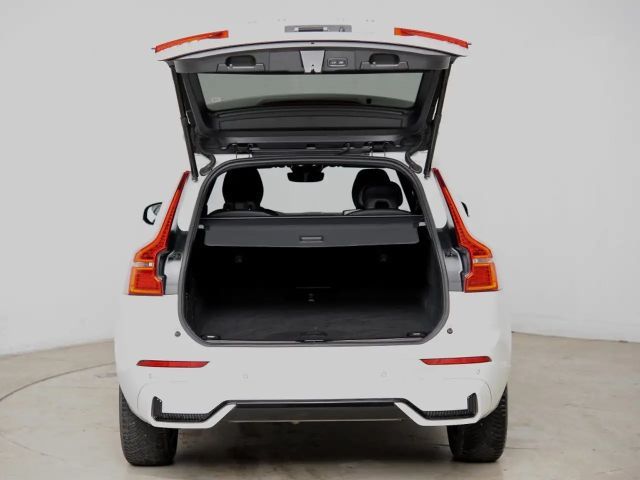 Volvo XC60 Business Dark Plus