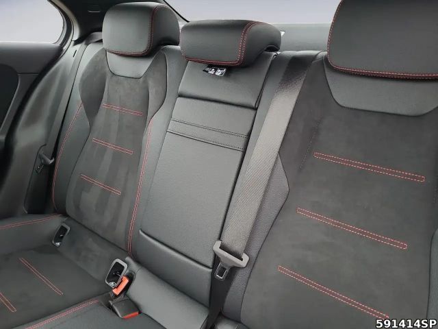 Mercedes-Benz A 250 AMG Line