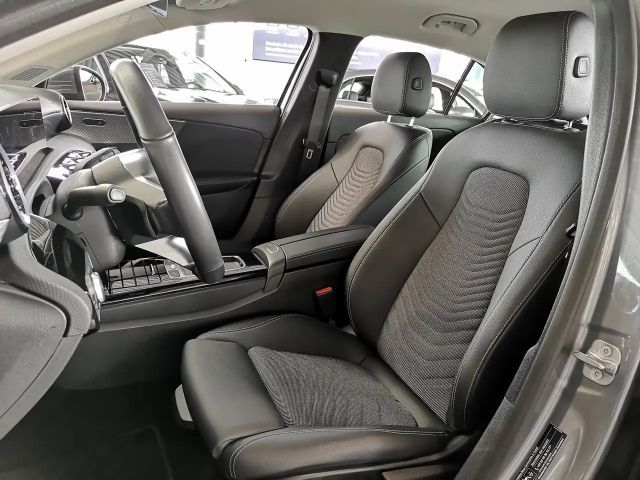 Mercedes-Benz A 180 Progressive