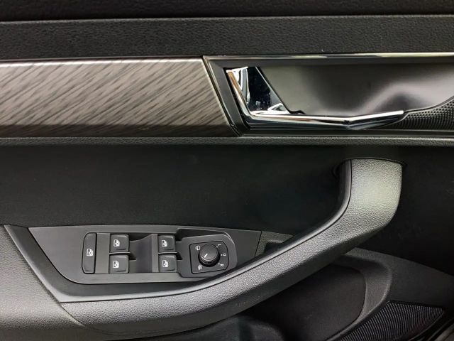 Skoda Karoq 1.5 TSI Selection