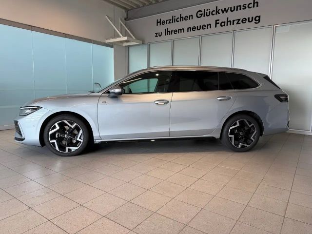 Volkswagen Passat 2.0 TDI R-Line Variant
