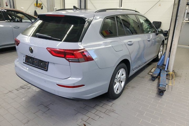 Volkswagen Golf 1.0 TSI Golf VIII Variant