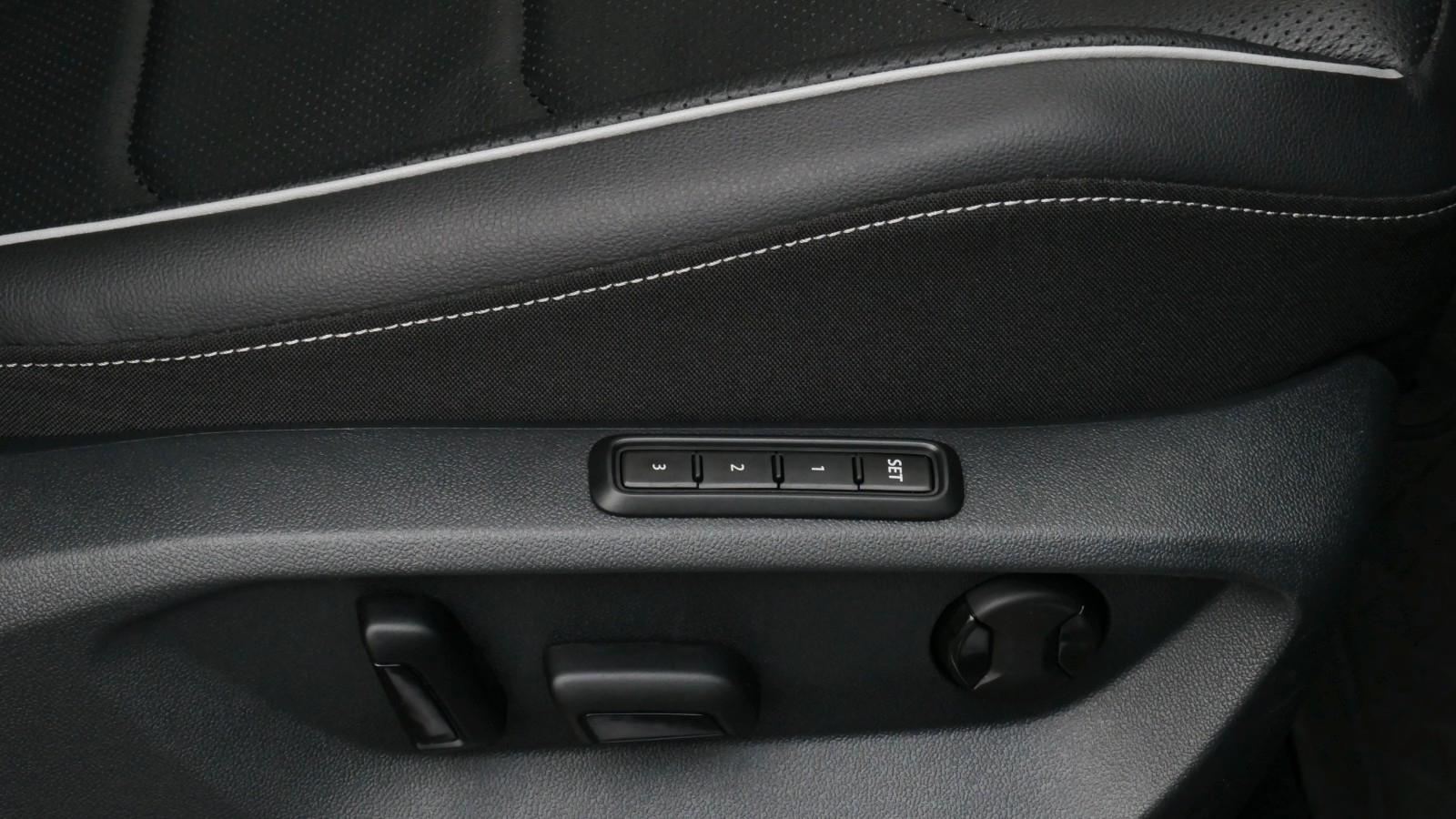 Volkswagen Tiguan Allspace IQ.Drive R-Line