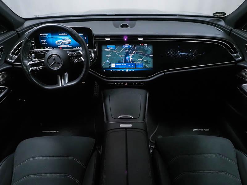 Mercedes-Benz E 300 AMG Line