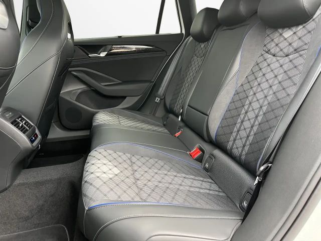 Volkswagen Passat 2.0 TDI DSG R-Line Variant