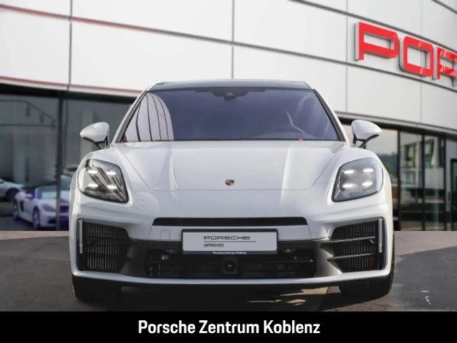 Porsche Panamera 4