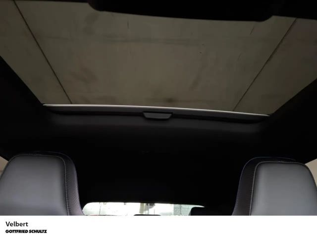 Volkswagen Golf Black Edition #Whiteedition#