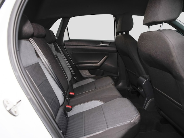 Volkswagen Polo 1.5 TSI DSG R-Line