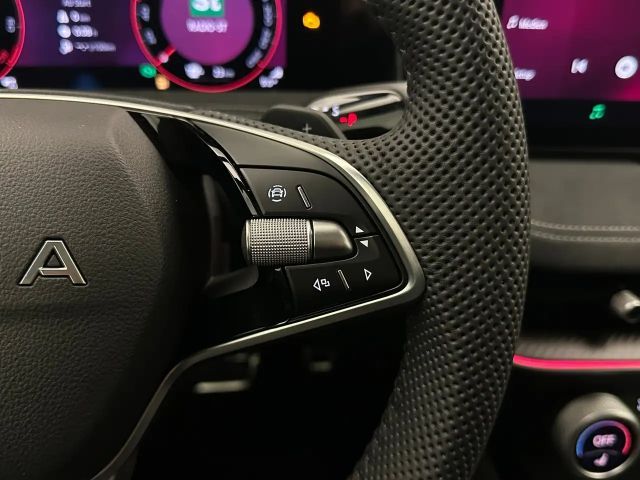 Skoda Superb Sportline iV