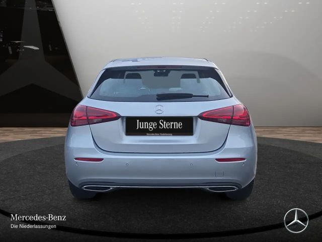 Mercedes-Benz A 200 Progressive