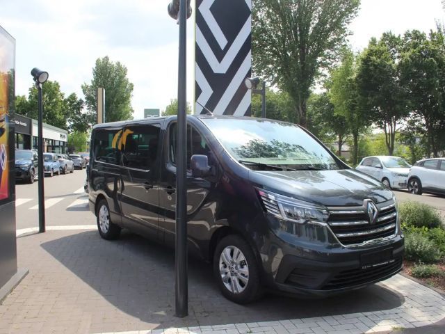 Renault Trafic Blue Grand Life