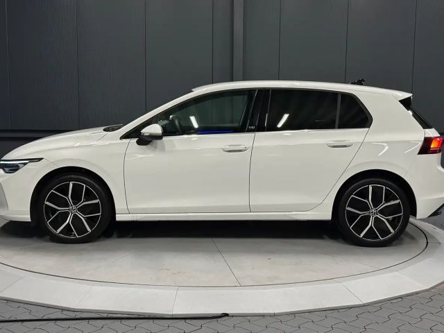 Volkswagen Golf 1.5 eTSI