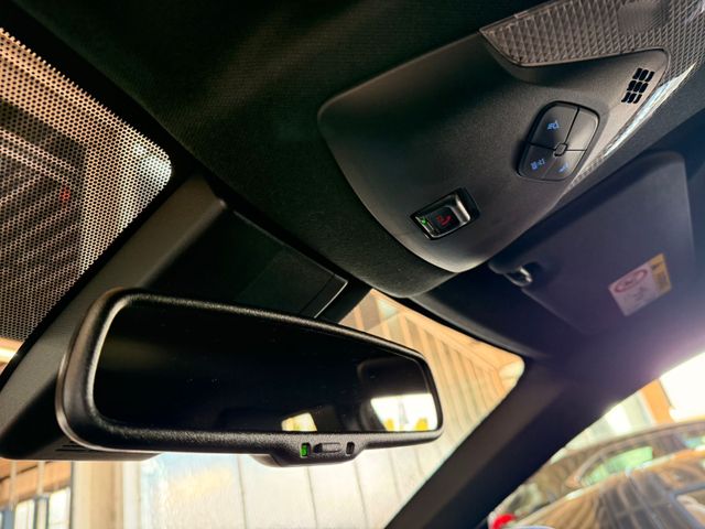 Toyota C-HR 5-deurs Bi-Tone