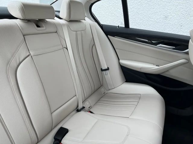 BMW 530 530e Sedan xDrive