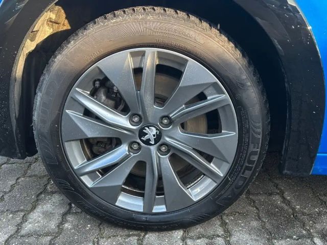 Peugeot E-208 GT-Line