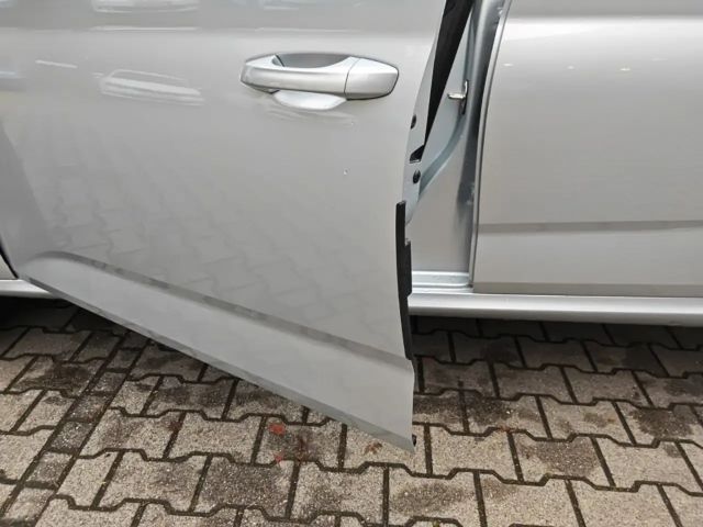 Skoda Kamiq Essence 1,0 TSI 5-Gang-Schaltgetrieb digitales Coc