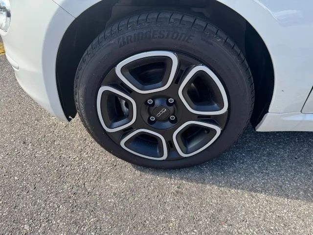 Fiat 500 1,0 Club, Klima,Temp, ZV m. FFB, ESP, DAB