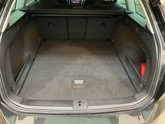 Volkswagen Passat 2.0 TDI Business DSG Variant