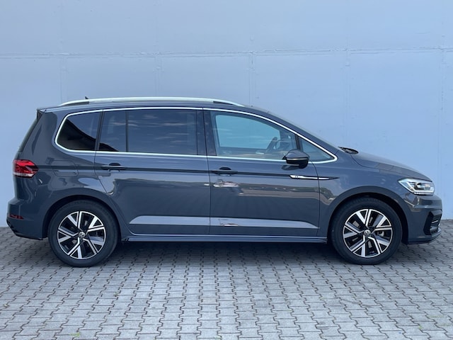 Volkswagen Touran 1.5 TSI DSG R-Line