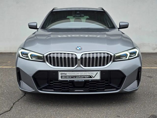 BMW 320 320i M-Sport Touring