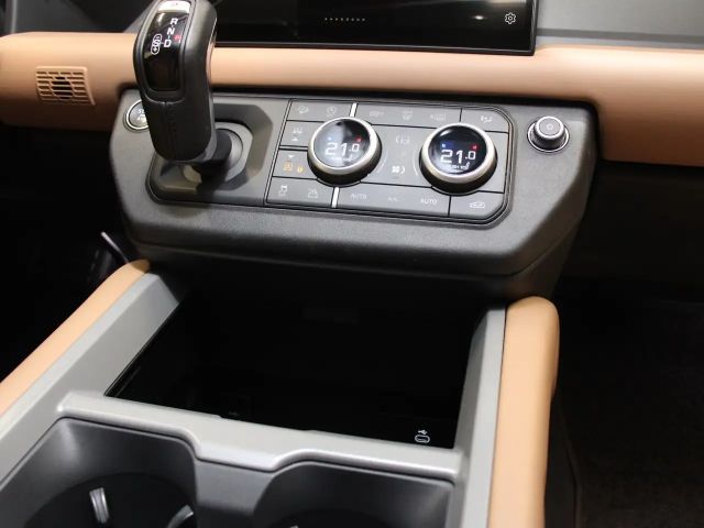 Land Rover Defender 90 Black Pack