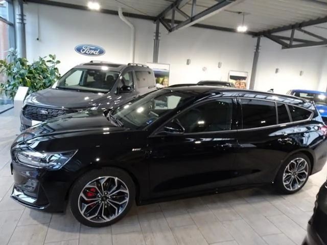 Ford Focus ST Line Wagon