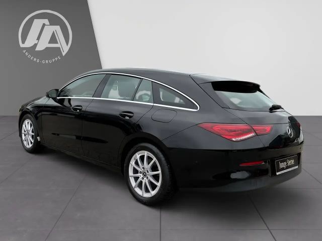 Mercedes-Benz CLA 200 CLA 200 d Shooting Brake