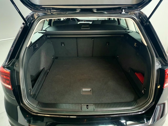 Volkswagen Passat 2.0 TDI Business DSG Variant