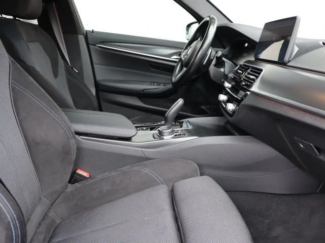 BMW 540 540d M-Sport Sedan xDrive