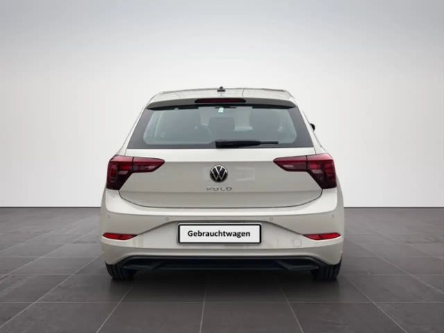 Volkswagen Polo 1.0 / 80 PS / LED / SH / PDC