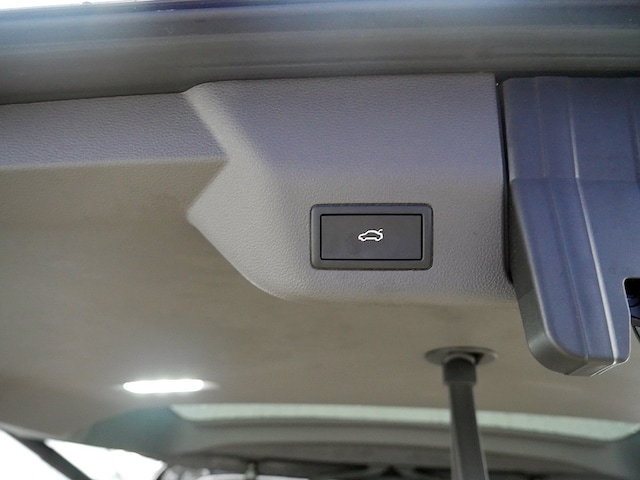 Volkswagen Multivan 2.0 TDI Style T7